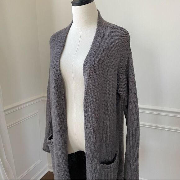 NWT Velvet by Graham and Spencer Mocha Fringe Long Cardigan M - Picture 4 of 6